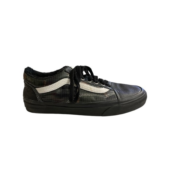 Vans Other - Vans Old Skool Black Camo Shoes, Men's Size 7; Women's Size 8.5